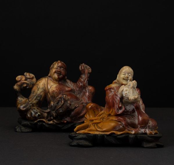 Due figure di Budai scolpite in saponaria, Cina, XX secolo