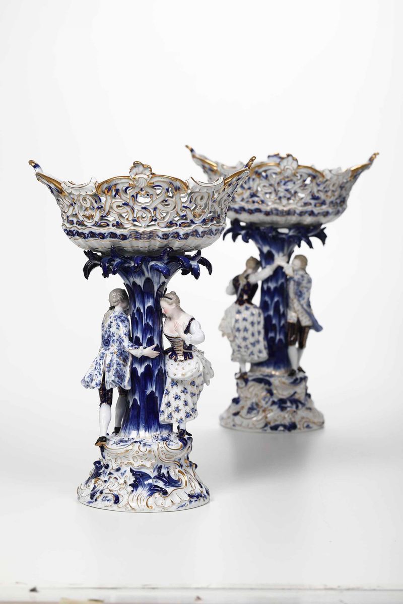 Coppia di Centrotavolameissen, 1870-1890 Circamodello di Ernst August Leuteritz (1818-1893), Atti...
