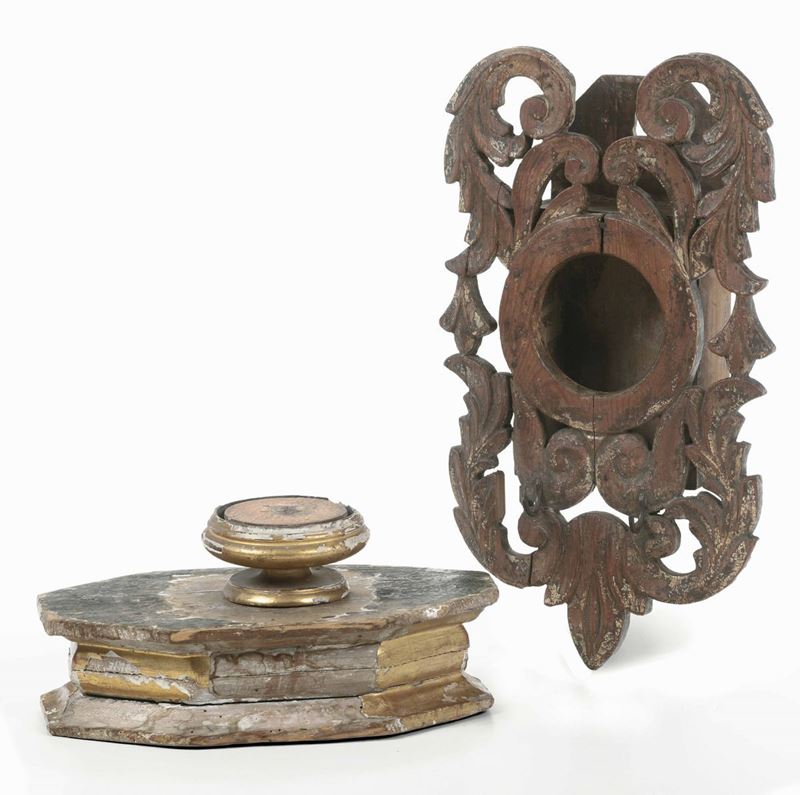 Due basi e un fregio in legno intagliato e dorato. XIX-XX secolo  - Auction Antique October | Cambi Time - Cambi Casa d'Aste
