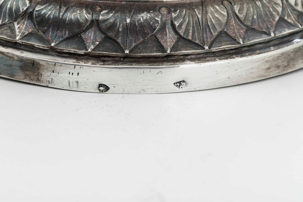 Calice in Argento Fuso, Sbalzato, Cesellato e Dorato. Roma XIX Secolo. Bollo Dell’argentiere Parz...