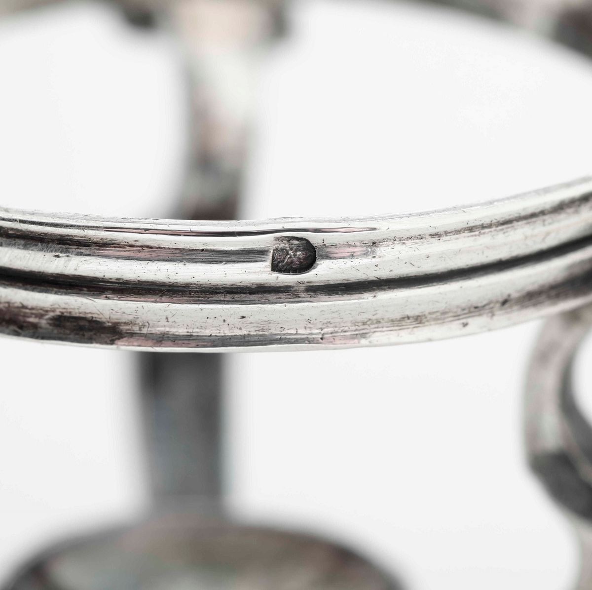 Due Saliere in Argento con Vaschette in Vetro Blu Cobalto. Italia XX Secolo. Bolli Camerali Roman...