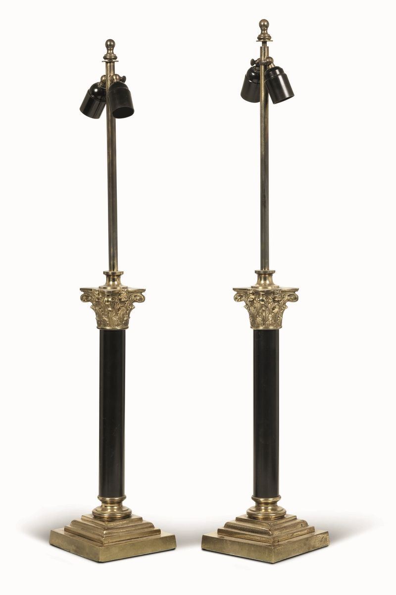 Coppia di lampade in bronzo dorato e patinato. XIX-XX secolo  - Asta Dimore Italiane - Cambi Casa d'Aste