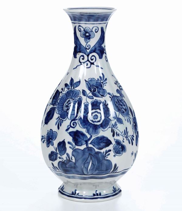 Vaso a bottiglia Olanda, Delft, XX secolo
