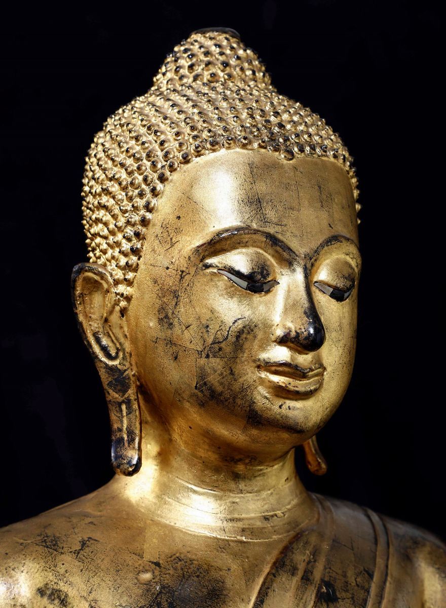 Grande Figura di Buddha Sakyamuni in Bronzo Dorato, Thailandia, Inizi XIX Secolo