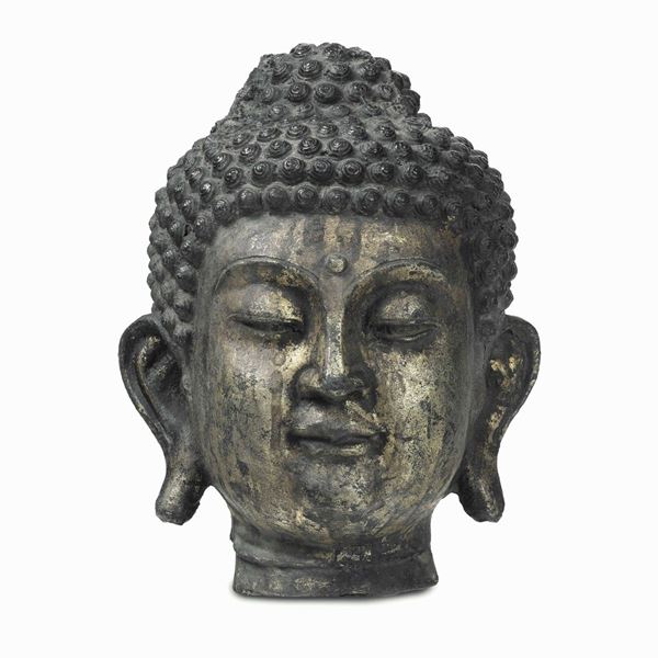 Testa di Buddha in bronzo con tracce di doratura, Thailandia, XIX secolo