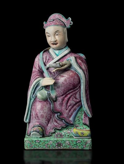 Figura di Personaggio con Libro in Porcellana Famiglia Rosa, Cina, Dinastia Qing, Epoca Guangxu (...