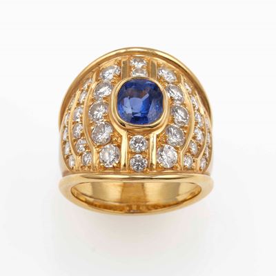 Anello con Zaffiro e Diamanti Taglio Brillante