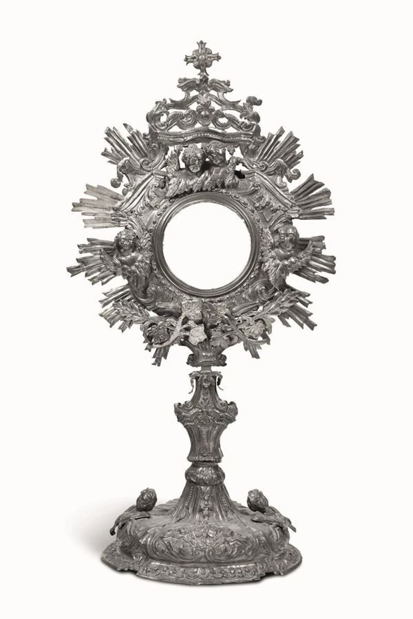 Ostensorio. Argento fuso, sbalzato e cesellato. Argenteria barocca italiana del XVIII secolo (Napoli?)