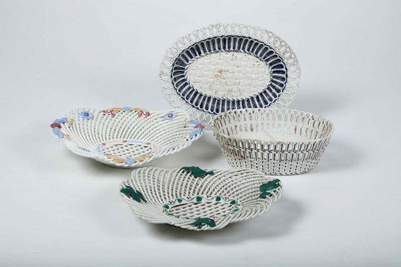 Due cestini, prima metà del XX secolo  - Auction Ceramics and Glass | Timed Auction - Cambi Casa d'Aste