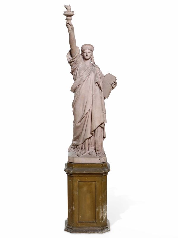 Busto di Mussolini, scultura in bronzo, cm h 14, base in travertino,  (livetti - Asta ASTA A TEMPO di Arte Moderna e Antiquariato - Aste Pirone