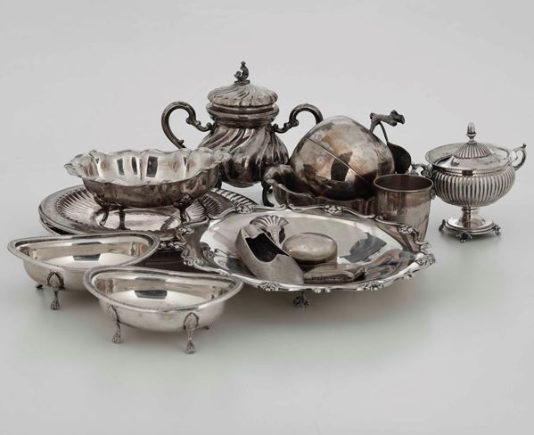 Lotto di oggetto in argento. Varie manifatture del XX secolo