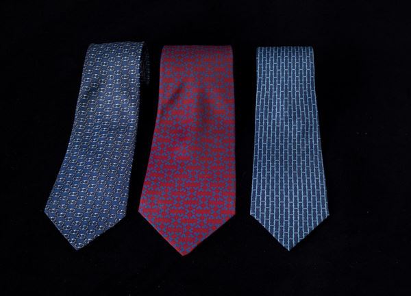 Lotto di 3 cravatte Vintage in seta Hermes blu e rosso
