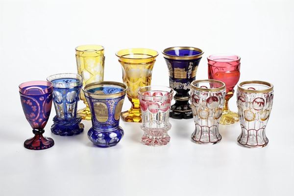 Dieci calici e bicchieri con vedute di città ed edifici Boemia, XIX e inizio XX secolo 