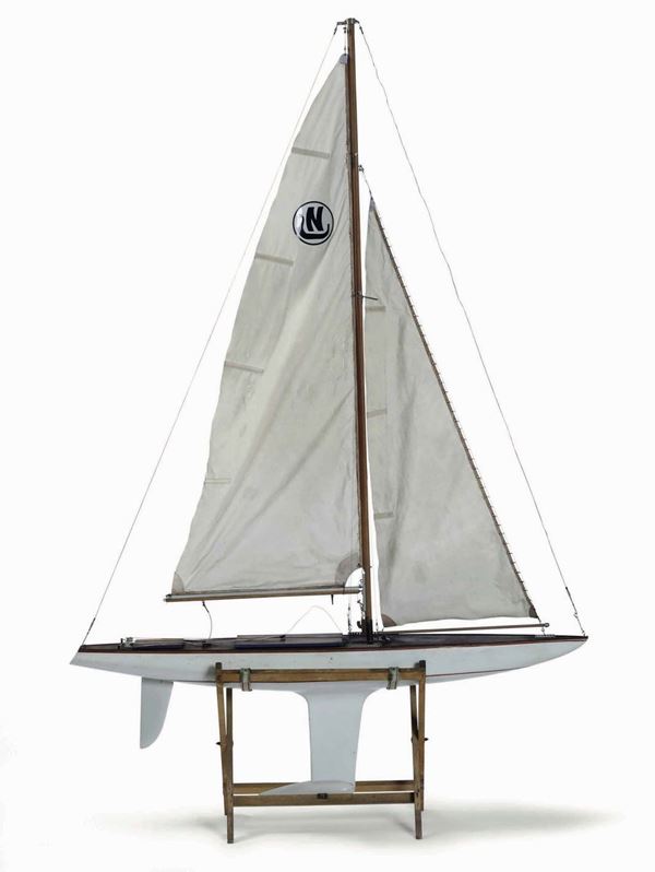 Modello di Yacht navigante. Inghilterra metà XX secolo