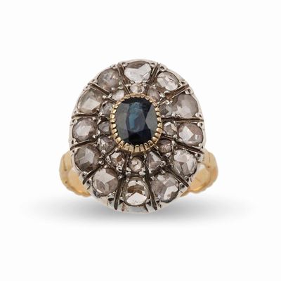 Anello con Piccolo Zaffiro e Diamanti Taglio Rosetta