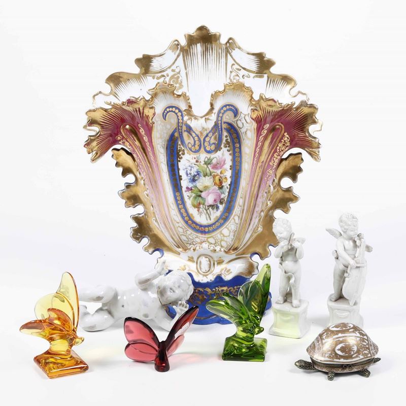 Lotto di oggetti in vetro e porcellana, XX secolo  - Auction Antique October | Cambi Time - Cambi Casa d'Aste