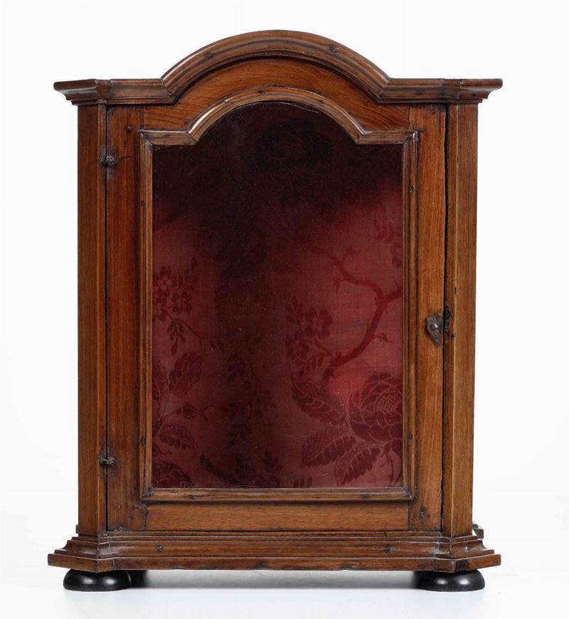 Teca in legno di noce, XVIII secolo  - Asta Antiquariato Ottobre | Cambi Time - Cambi Casa d'Aste