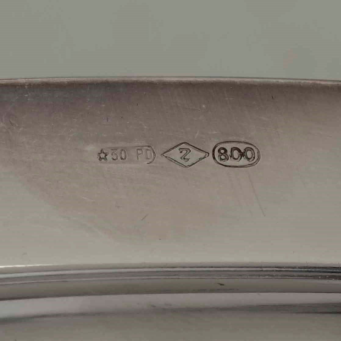 Salsiera, Set Sale Pepe ed Acetoliera in Argento. Argenteria Italiana del XX Secolo. Vari Argenti...
