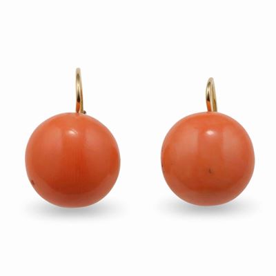 Orecchini con Corallo