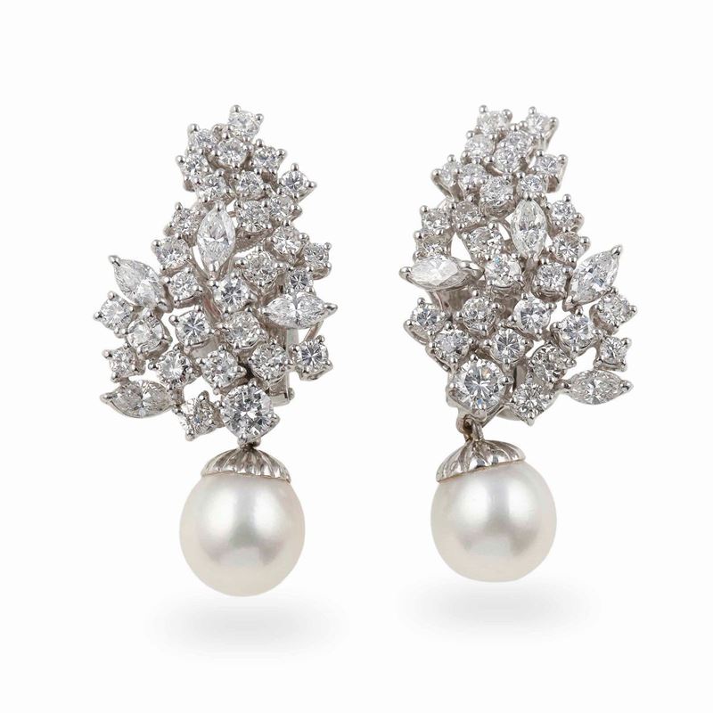 Pair of diamond and cultured pearl earrings  - Auction Fine and Coral Jewels - Cambi Casa d'Aste