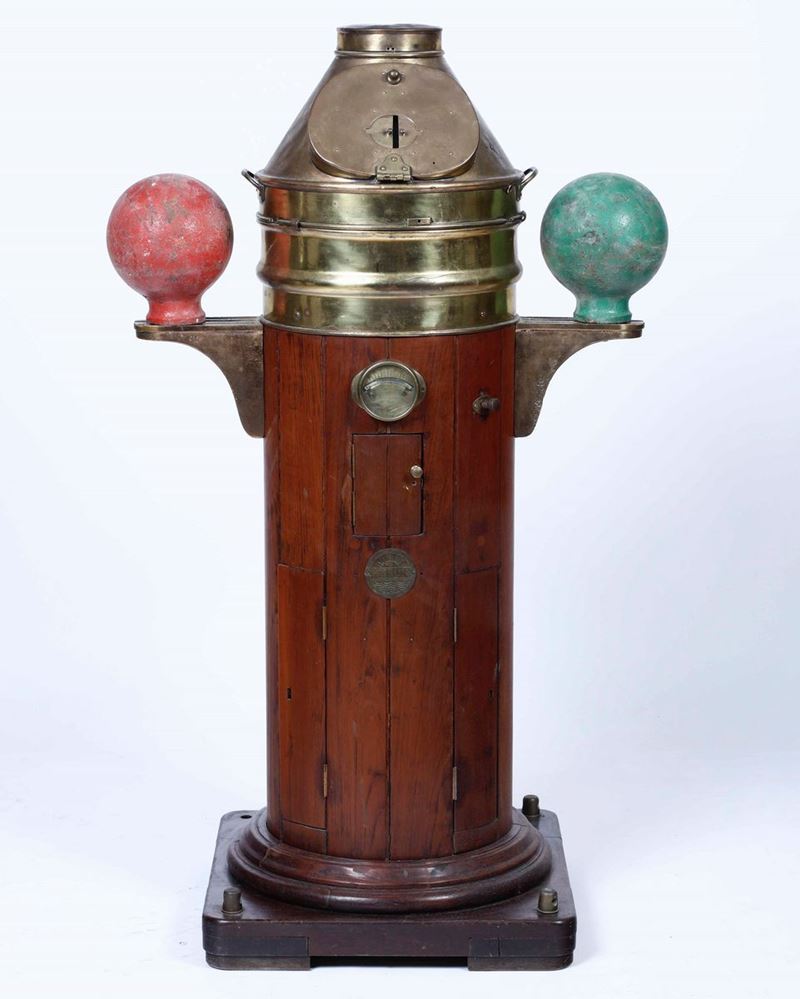 Chiesuola con bussola, inizio XX secolo  - Auction Marittime Art and Scientific Instruments - Cambi Casa d'Aste