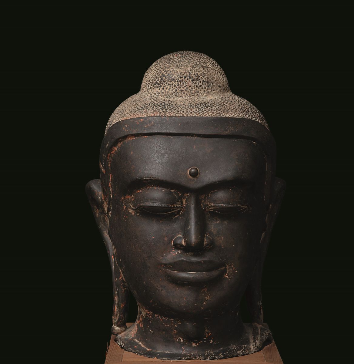 Grande e Magnifica Testa di Buddha in Bronzo, Cambogia/laos, XV Secolo