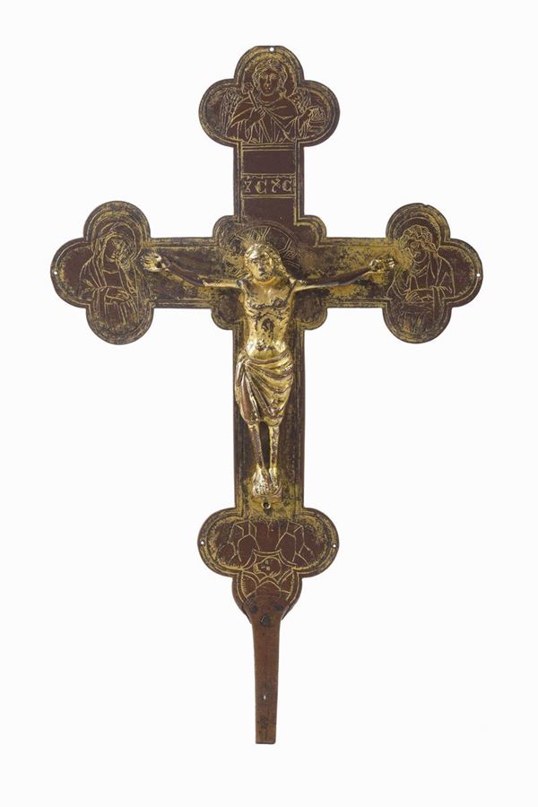 Croce astile. Rame inciso e dorato e bronzo dorato. Oreficeria gotica toscana, seconda metà XIV secolo