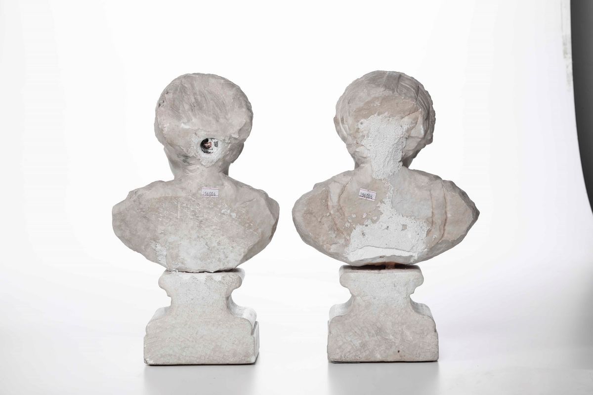 Due Ritratti di Giovani Patrizie Romane. Marmo. Scultore Neoclassico, Italia XIX Secolo