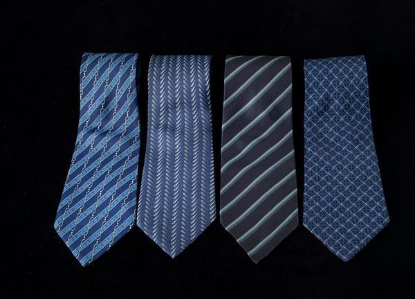 Lotto di 4 cravatte in seta Hermes fondo blu