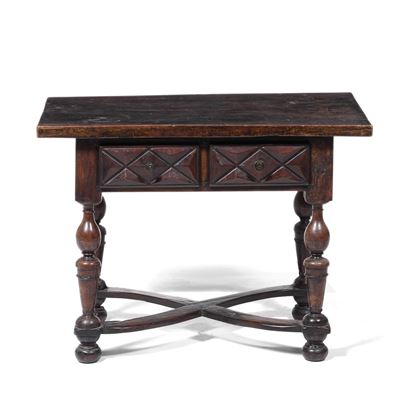 Tavolo in Legno Intagliato. Bologna XVII-XVIII Secolo
