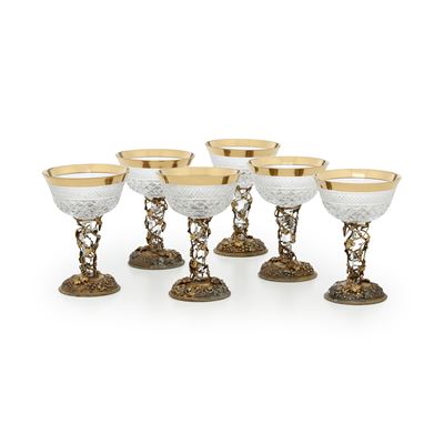 Argenteria italiana del XX secolo, Sei coppe in cristallo con base in argento fuso, cesellato e d...