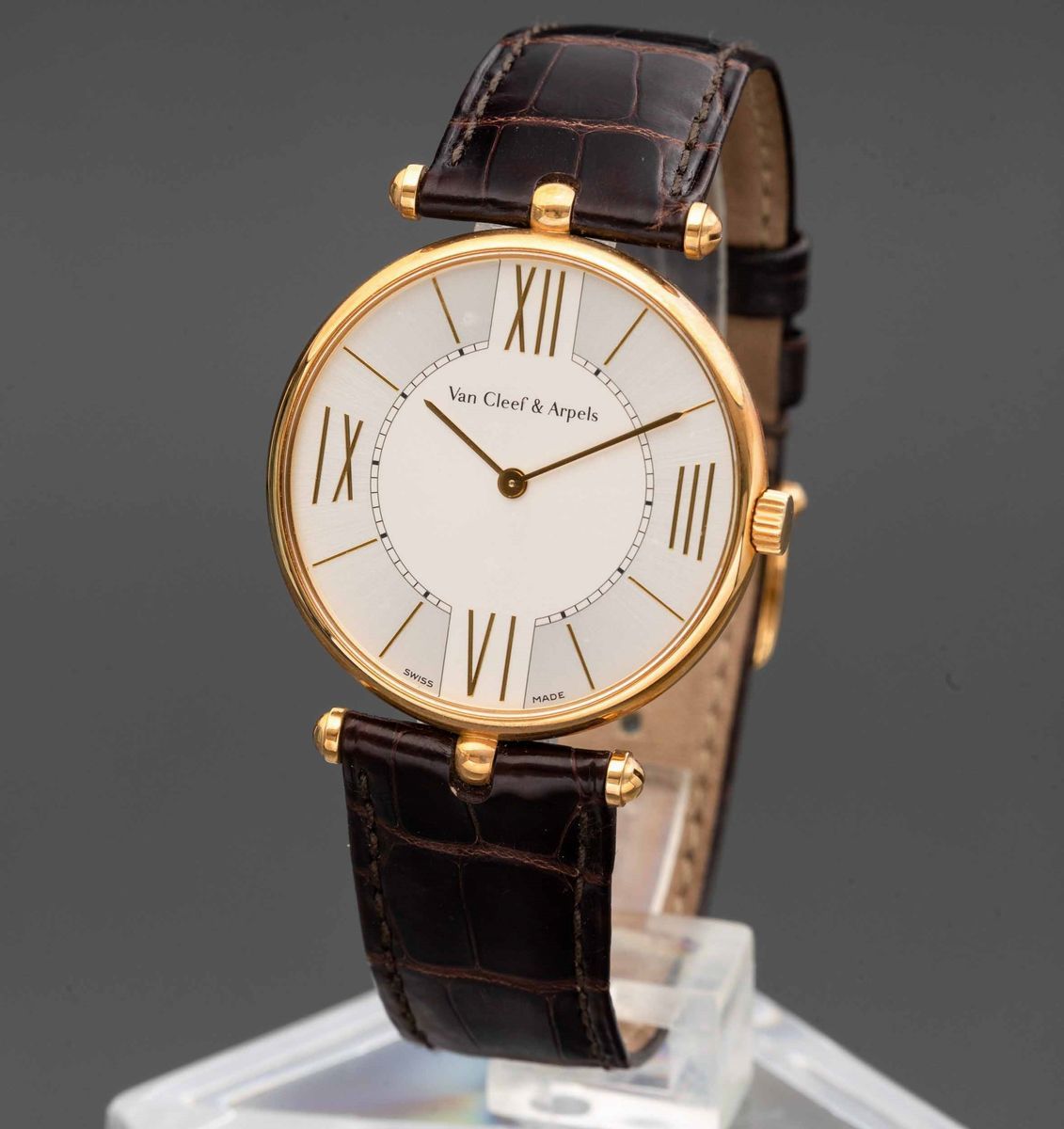 Van Cleef & Arpels - Orologio in Oro Giallo 18k, Carica Manuale con Anse Vandome, Quadrante Argen...