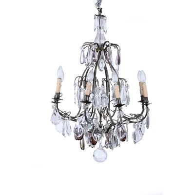 Lampadario a Otto Luci con Pendenti in Cristallo Molato. XIX-XX Secolo