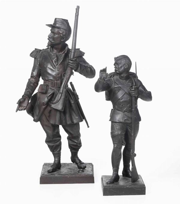 Due sculture in bronzo raffiguranti soldati. Uno con firma A. Poitevin inciso alla base (Auguste Poitevin Francia 1819-1879 ?)