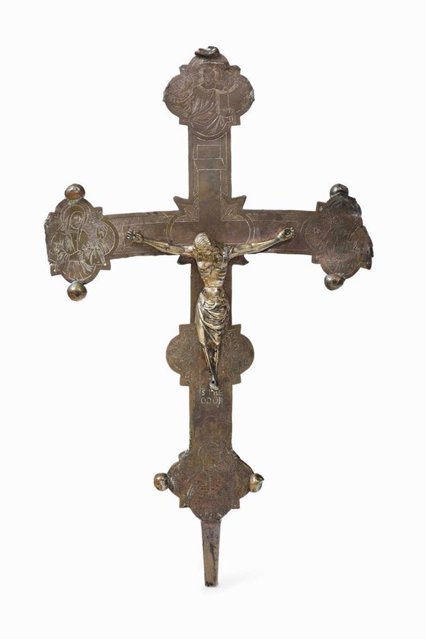 Croce astile. Bronzo fuso, inciso e dorato. Oreficeria gotica italiana, XV secolo