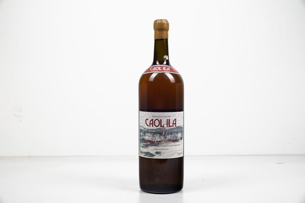 Caol Ila Distillery, Islay Single Malt Scotch Whisky 12 years old