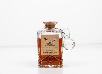 Old Elgin, Gordon & Macphail, Pure Malt Scotch Whisky 45 Years Old Decanter
