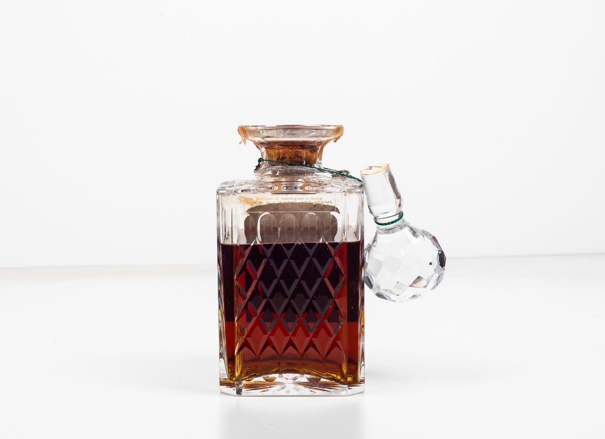 Milton Duff Distillery, Rare Highland Malt Scotch Whisky Pluscarden Valley 21 Years Old Decanter