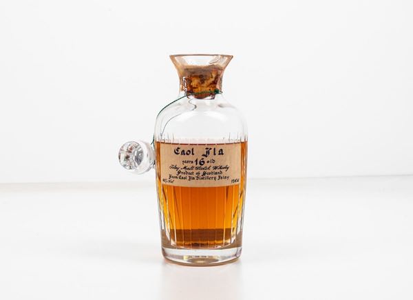 Caol Ila Distillery, Islay Malt Scotch Whisky 16 years old Decanter