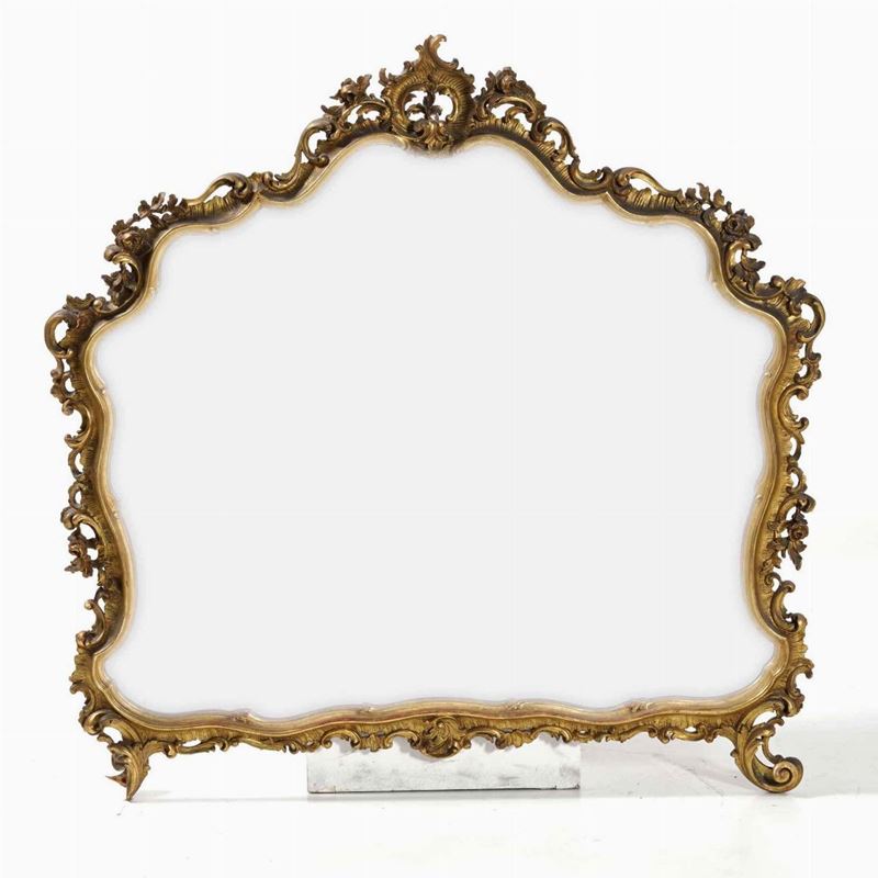 Specchiera in legno sagomato e dorato in stile  - Auction Antique January - Cambi Casa d'Aste