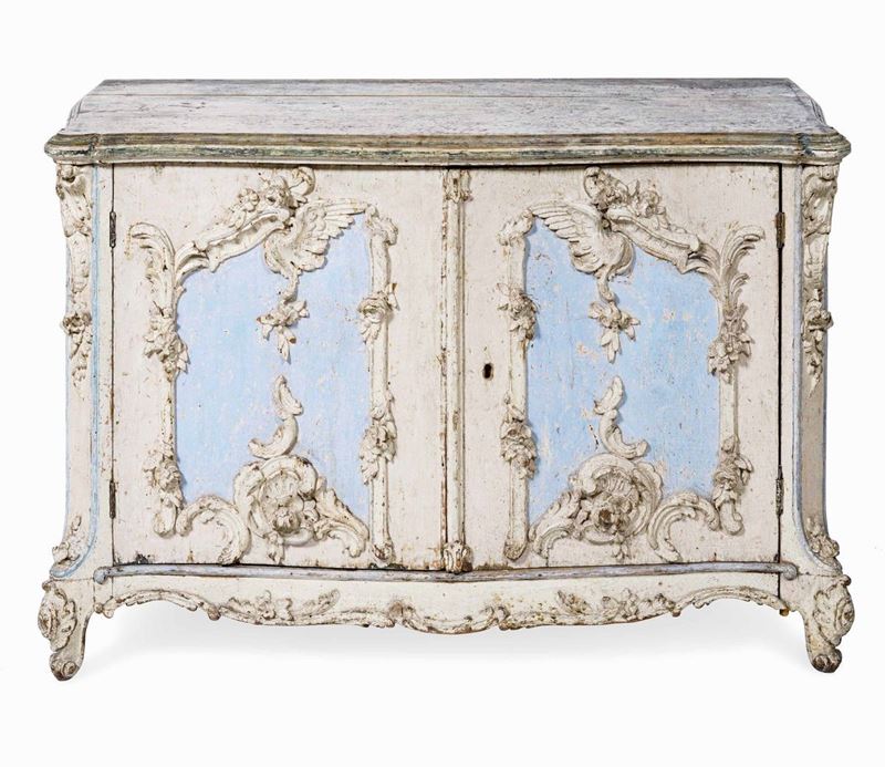 Credenza in legno laccato e intagliato. Francia, XVIII-XIX secolo  - Auction Italian Mansions - Cambi Casa d'Aste