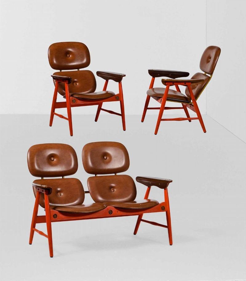 Set di divano e due poltrone.  - Auction Design Lab - Cambi Casa d'Aste