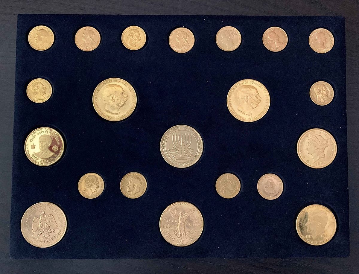 Lotto di 81 Monete e Medaglie in Oro del Peso di G. 1368.