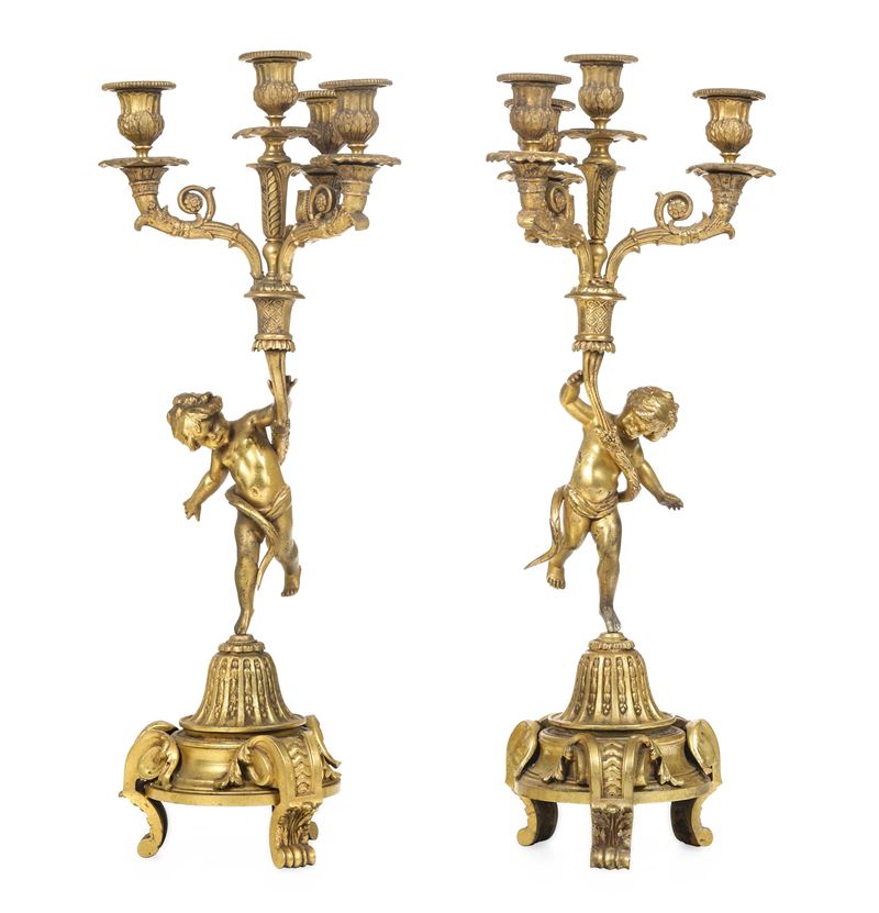 Coppia di candelabri in bronzo dorato, XIX secolo  - Asta Dimore Italiane - Cambi Casa d'Aste