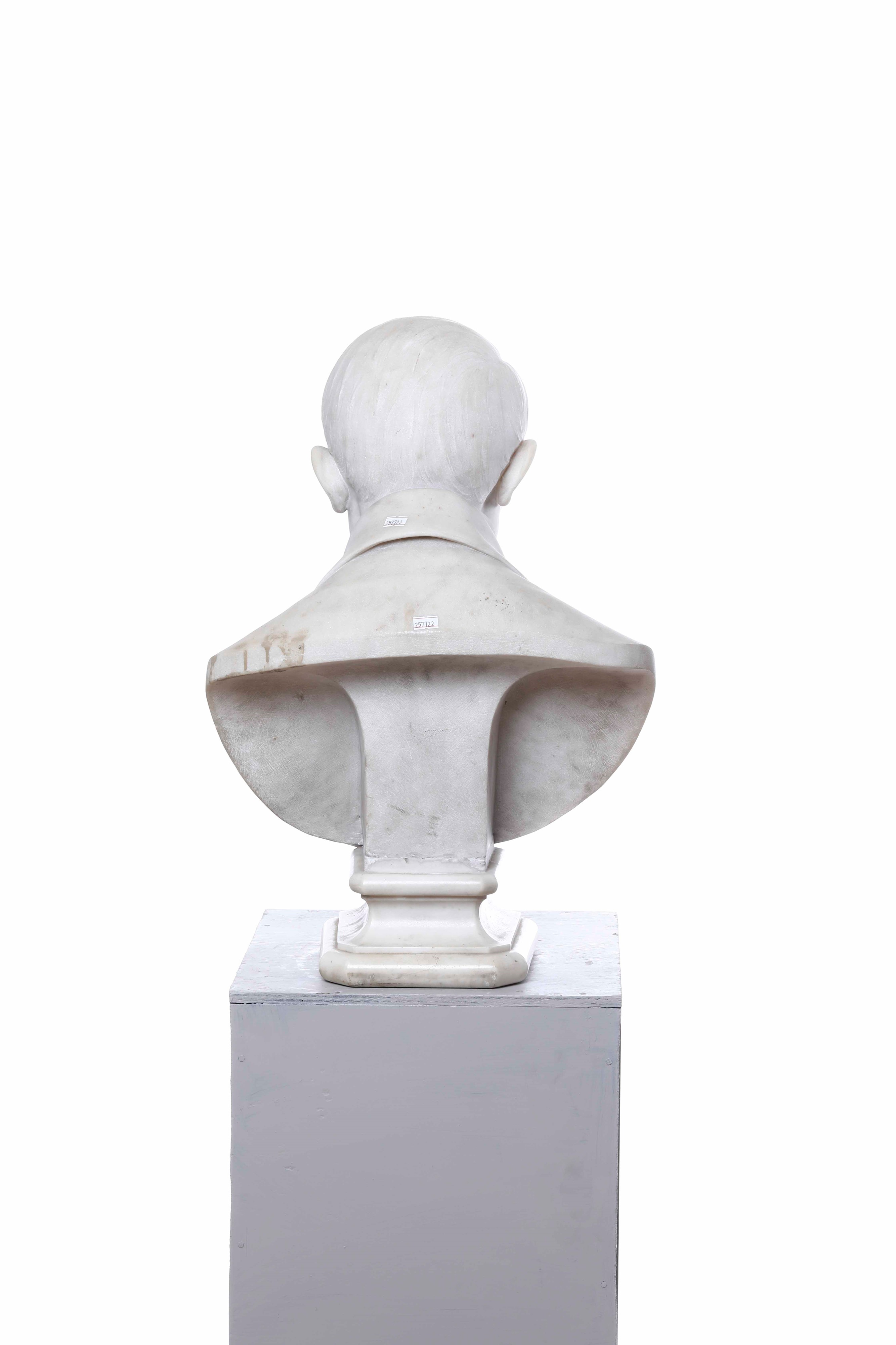 Busto Virile. Marmo Bianco. Luigi Agliati (como 1816 - Milano 1863)