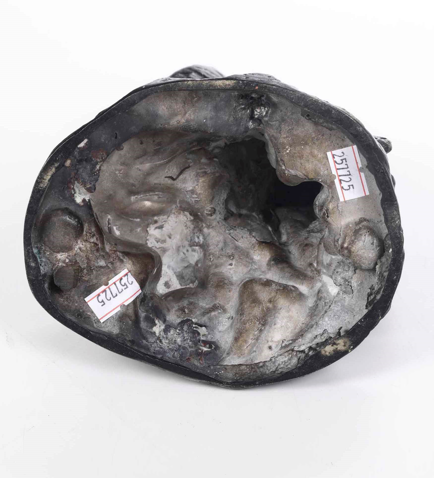 Lavandaia. Metallo Fuso Firmato R. Riboldi. Inizio XX Secolo