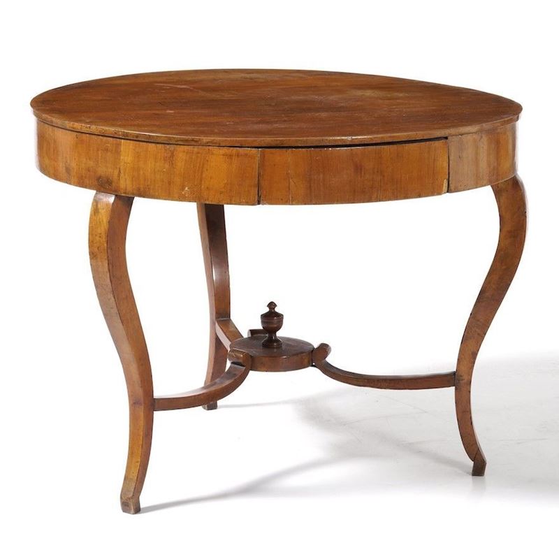 Tavolo lastronato con piano circolare. XIX-XX secolo  - Auction Antique July | Cambi Time - Cambi Casa d'Aste