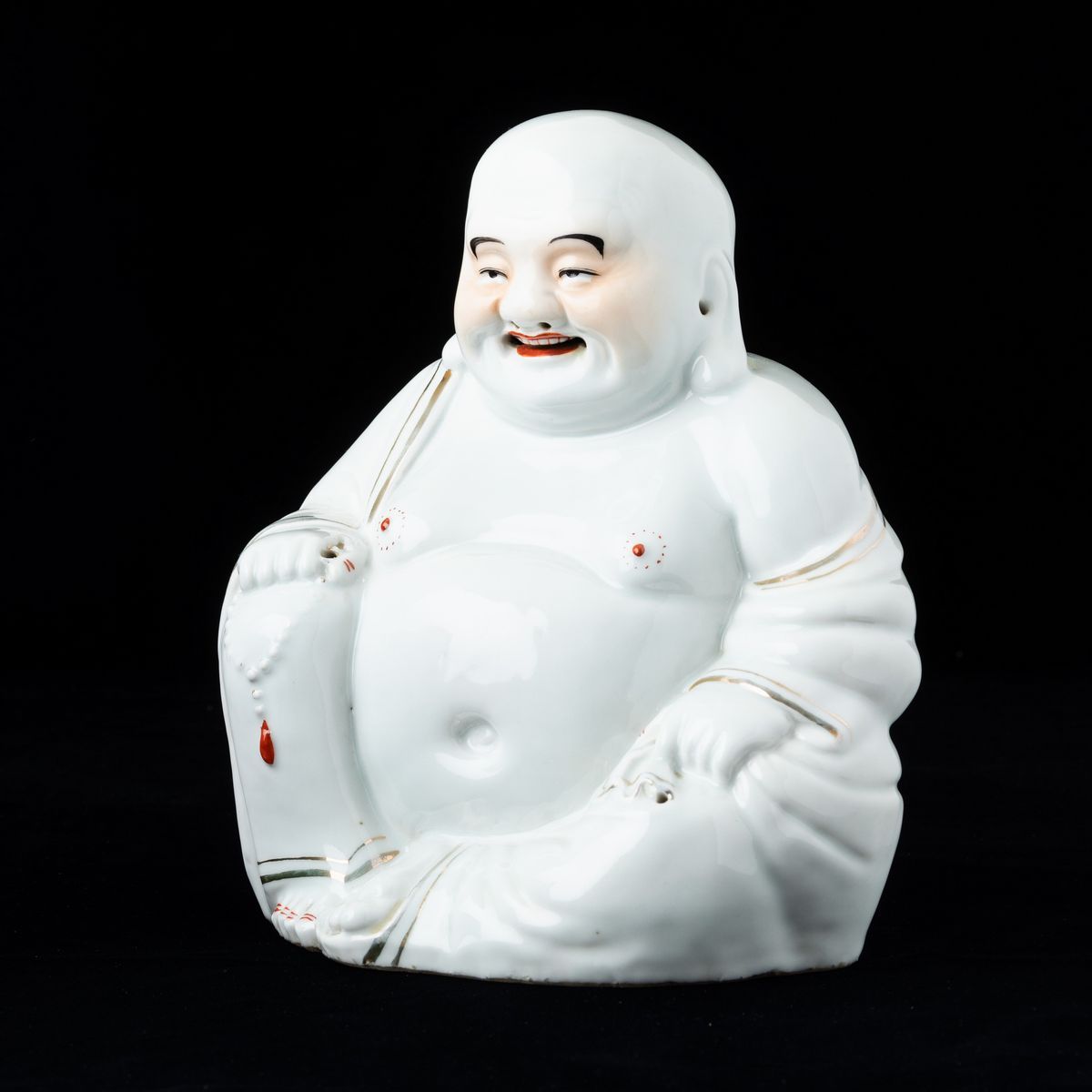 Figura di Budai Seduto con Collana da Preghiera in Porcellana, Cina, Repubblica, XX Secolo