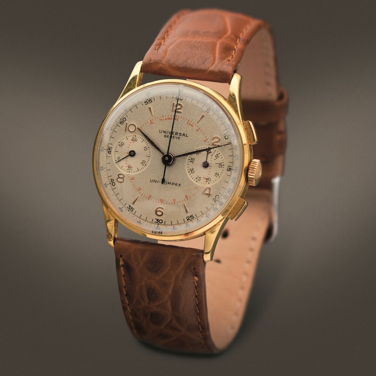 Universal Geneve - Uni Compax Cronografo in Oro 18k, Carica Manuale Due Contatori con Scala Tachi...