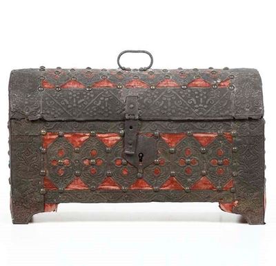 Modello di Baule con Borchie, XIX Secolo